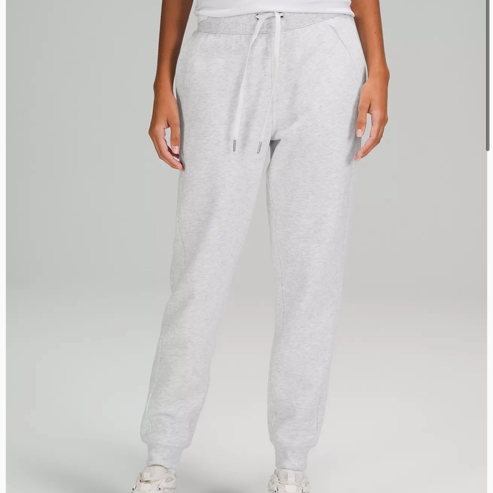 Lululemon Scuba High Rise Jogger